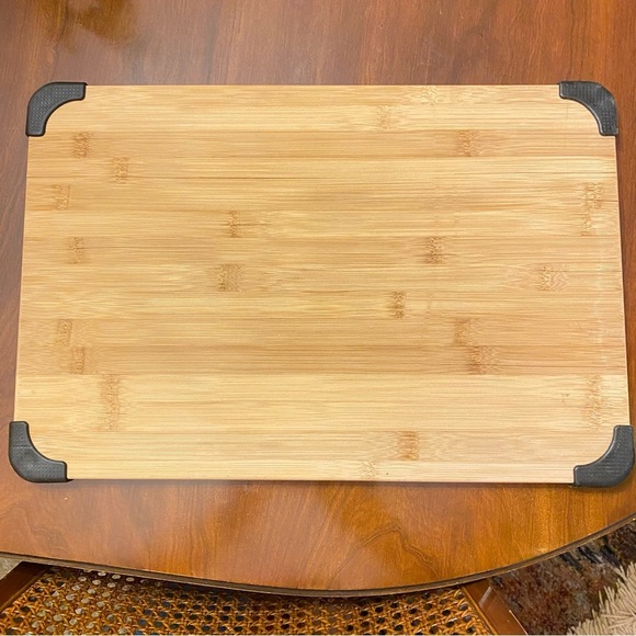 Master Chef Bamboo Cutting Board - Picture 5 of 10